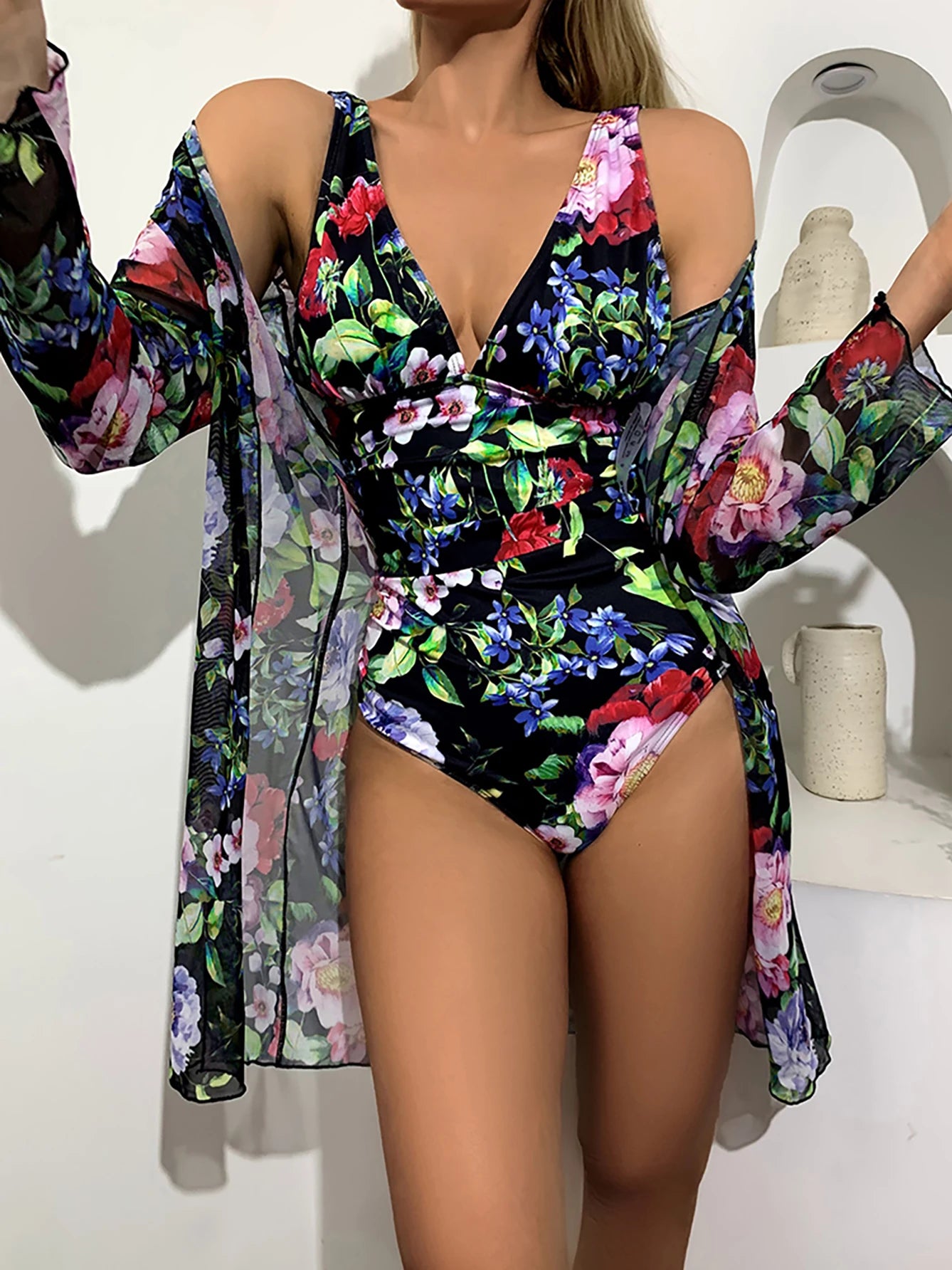Maillot de bain sexy pour femmes, maillot de bain une pièce à décolleté plongeant, nouveau modèle 2026, maillot de bain féminin, combinaison de bain pour la plage, monokini